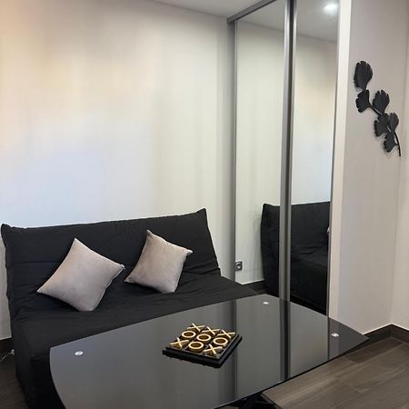 Studio, Maison, Rez De Chaussee, פרפיניין מראה חיצוני תמונה